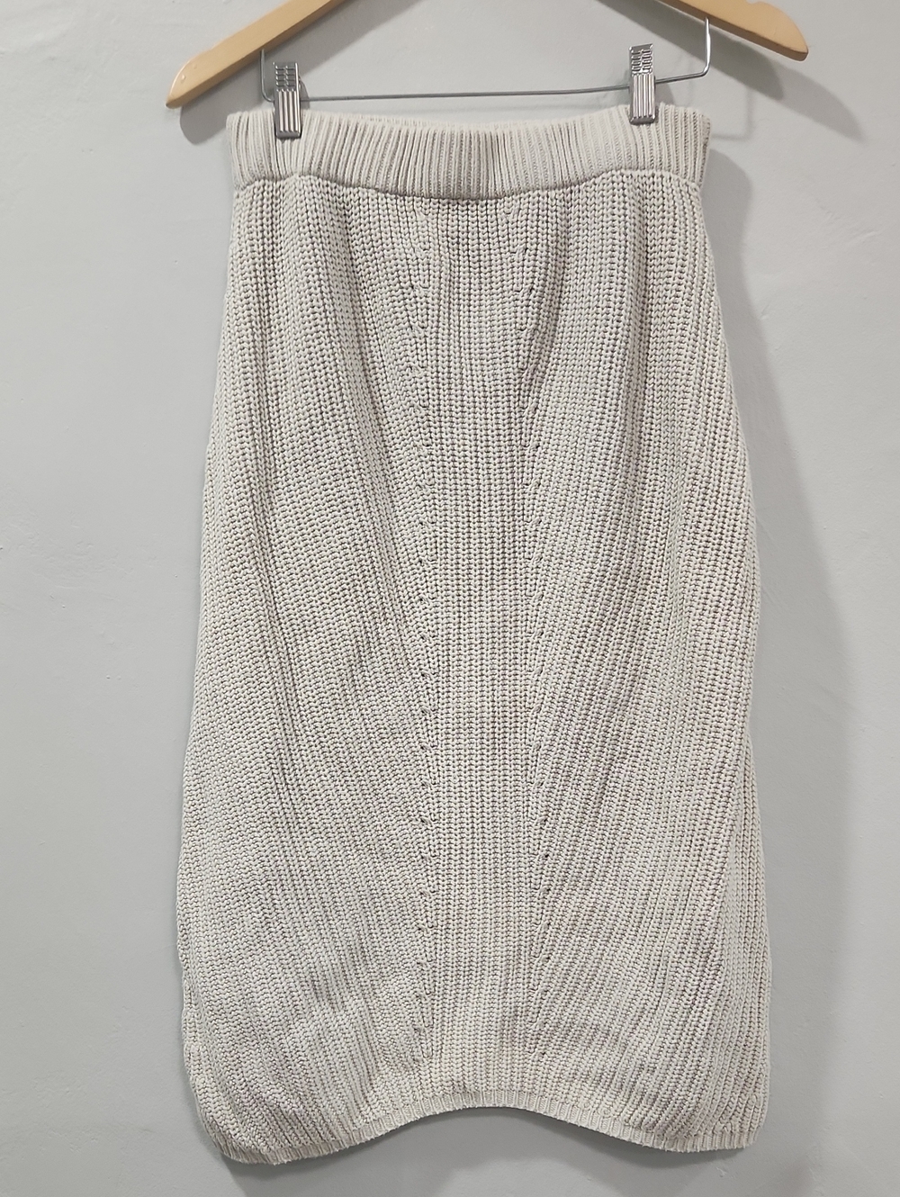 Cream Knit Pencil Skirt - Women's Cozy Cable Knit